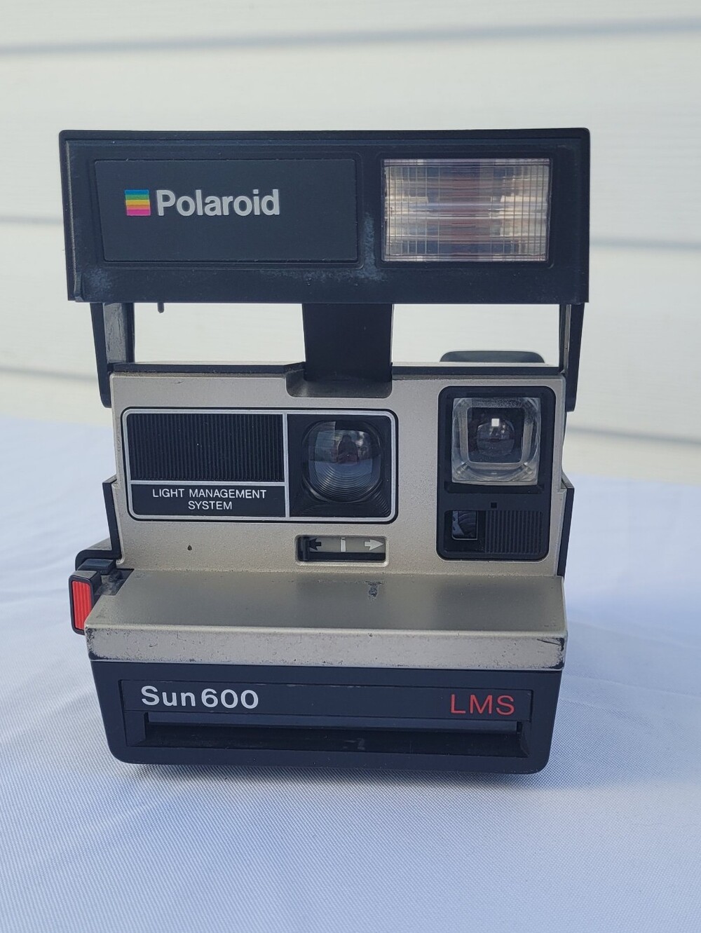 Vintage Polaroid Sun 600 Instant Camera AS IS-UNTESTED
